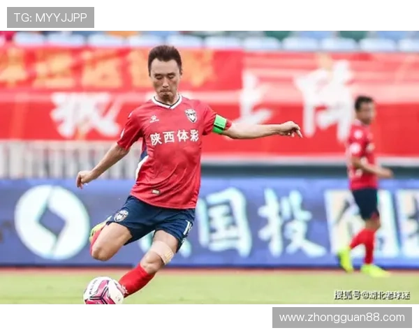 成都羽毛球队强势领跑联赛积分榜以73分稳居第一名 成都羽毛球队强势领跑联赛积分榜以73分稳居第一名